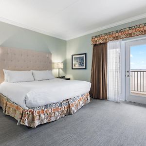 King Suite Bay View